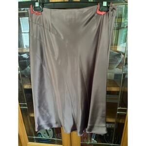 Neimann Marcus Exclusive Violet Silk Skirt Sz. 8